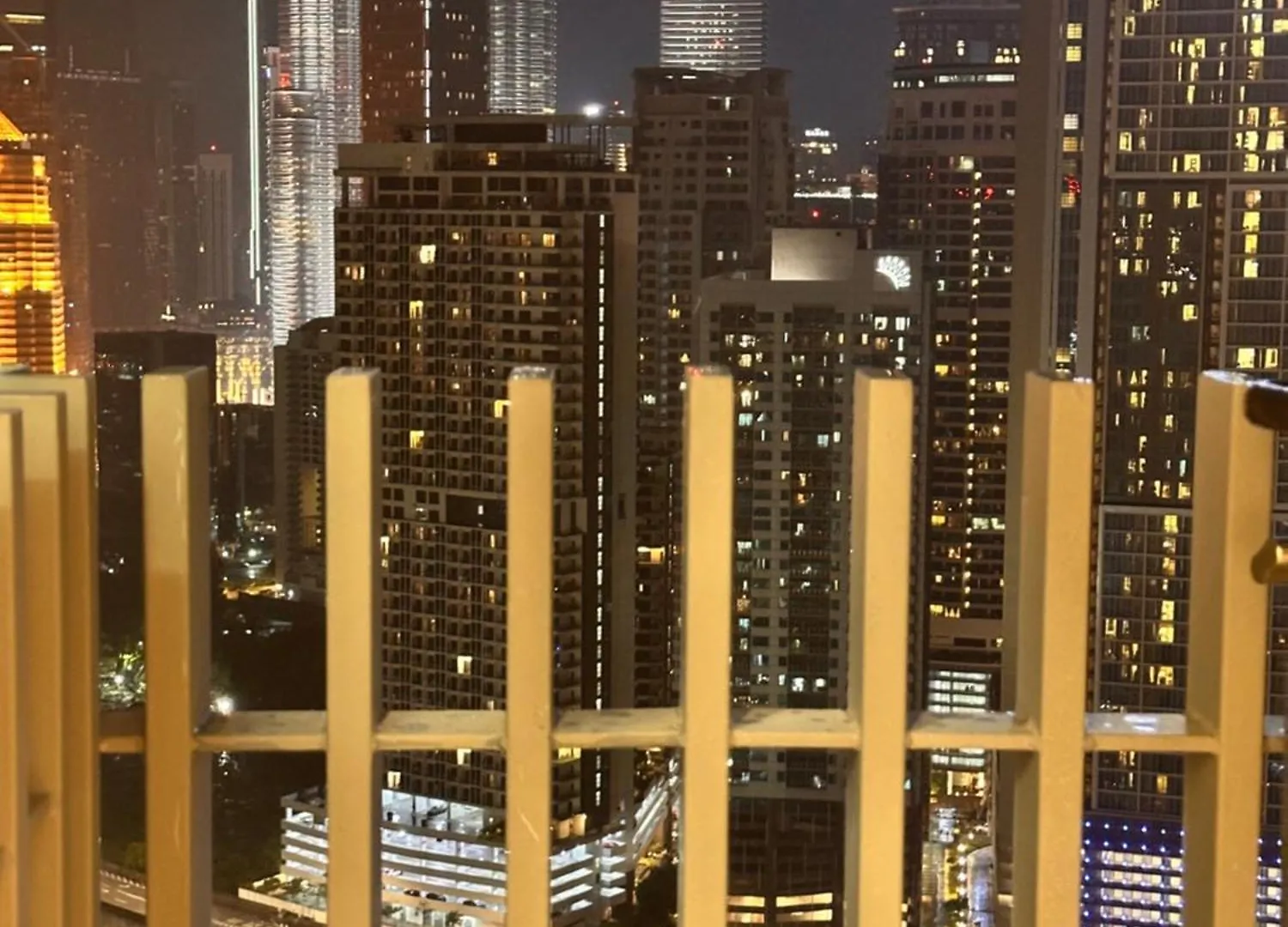 The Luxe Infinitum Klcc By Kl Malaysia Apartment Kuala Lumpur
