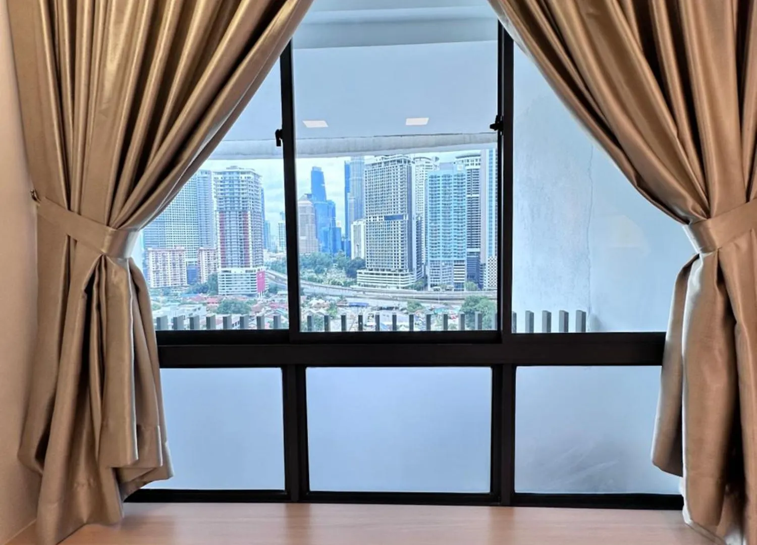 The Luxe Infinitum Klcc By Kl Malaysia Apartment Kuala Lumpur