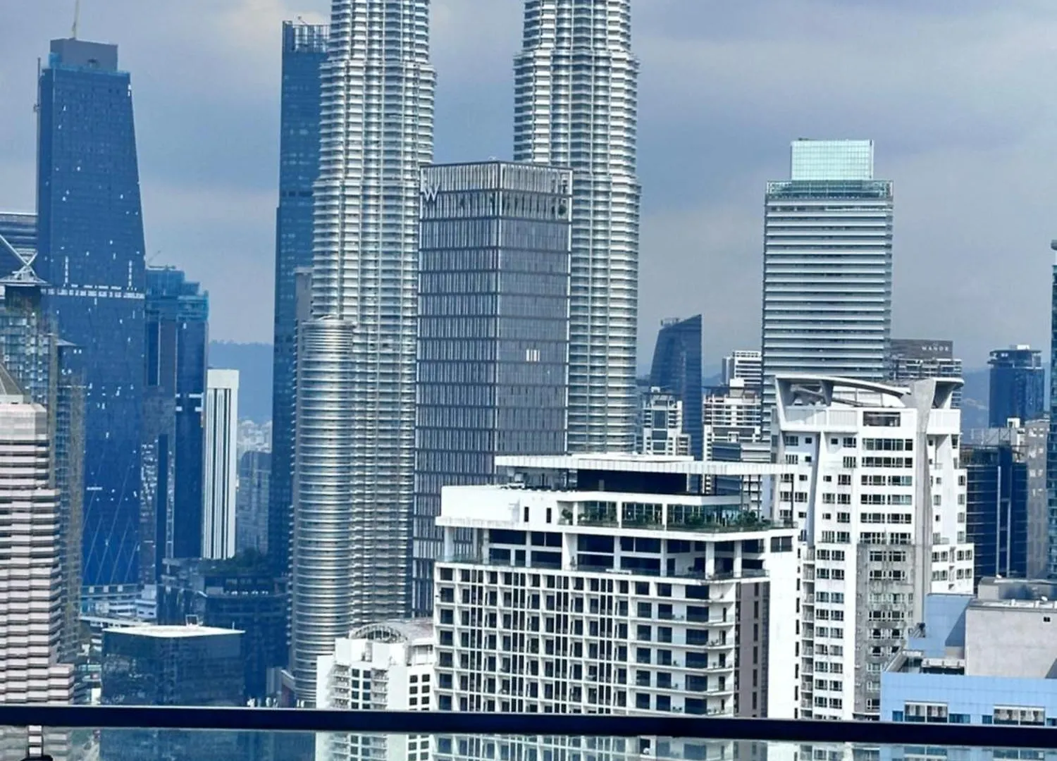 The Luxe Infinitum Klcc By Kl Malaysia Apartment Kuala Lumpur